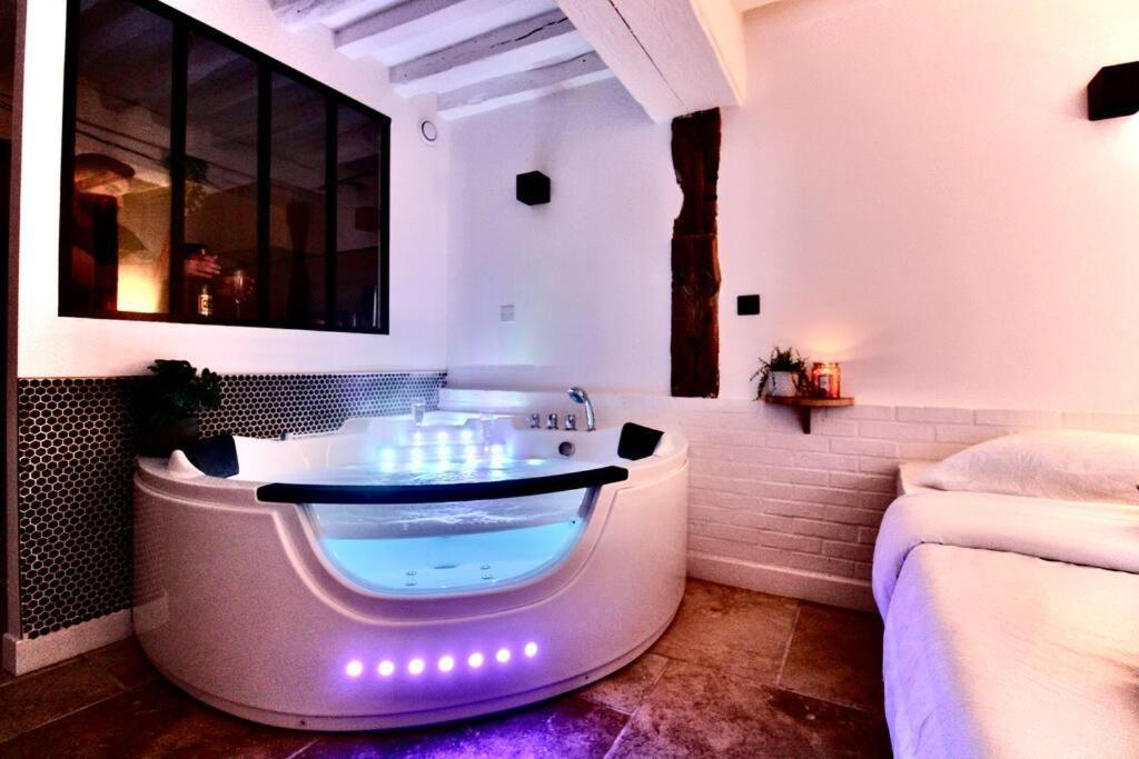 Le Spa Beauvoisine - Jacuzzi Sauna Rouen Centre Free Parking エクステリア 写真